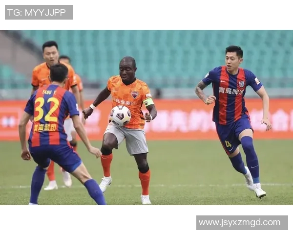 国足队长遭绑架事件引发全国关注球迷呼吁加强安全保障措施